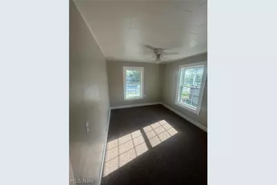 519 Taylor Street, Zanesville, OH 43701 - Photo 8