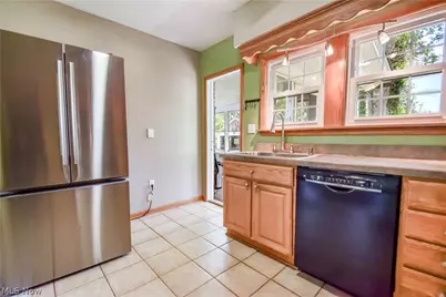 909 Lincoln Drive, Conneaut, OH 44030 - Photo 16