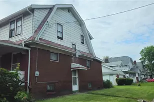 387 E York St, Akron, OH 44310 - Photo 2