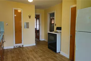 387 E York St, Akron, OH 44310 - Photo 6