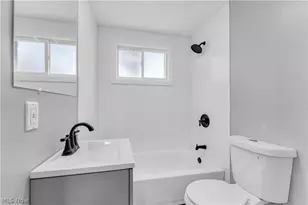 1304 W 73rd St, Loveland, OH 44102 - Photo 24