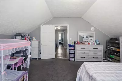 9706 Sophia Avenue, Loveland, OH 44104 - Photo 18