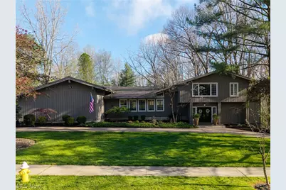 631 Rocky Hollow Drive, Akron, OH 44313 - Photo 2