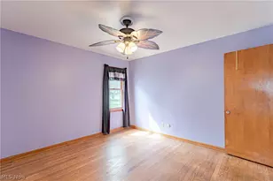 11104 McCracken Rd, Garfield Heights, OH 44125 - Photo 10