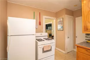 1002 29th St NE, Canton, OH 44714 - Photo 12