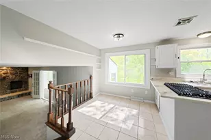5565 Pin Oak Cir, Sheffield Village, OH 44054 - Photo 18