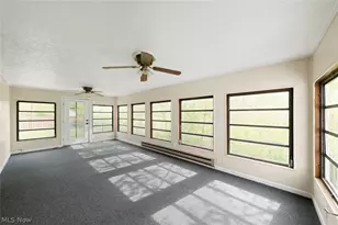 5565 Pin Oak Cir, Sheffield Village, OH 44054 - Photo 22