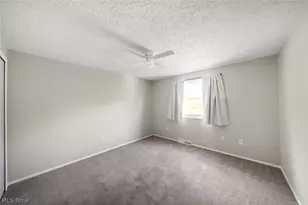 5565 Pin Oak Cir, Sheffield Village, OH 44054 - Photo 24
