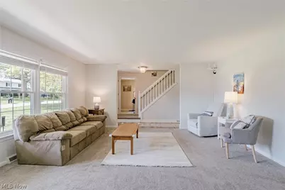 136 Blue Hill Lane, Fairlawn, OH 44333 - Photo 4