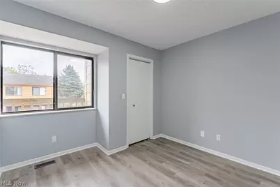 695 Carroll Street, Akron, OH 44304 - Photo 18