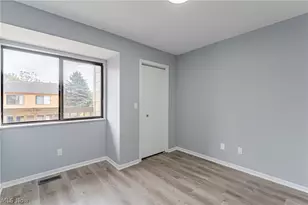 695 Carroll St, Akron, OH 44304 - Photo 18