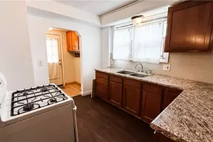 987 Boone St, Akron, OH 44306 - Photo 12