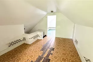 987 Boone St, Akron, OH 44306 - Photo 32