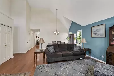 24 Nantucket Row, Rocky River, OH 44116 - Photo 6