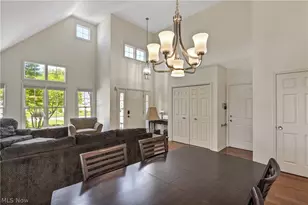 24 Nantucket Row, Rocky River, OH 44116 - Photo 10