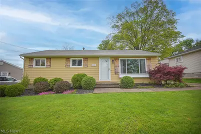 526 N Harmony Street, Medina, OH 44256 - Photo 1