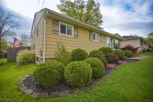 526 N Harmony St, Medina, OH 44256 - Photo 2