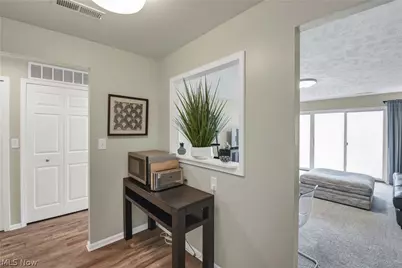 2021 King James Parkway #102, Westlake, OH 44145 - Photo 8