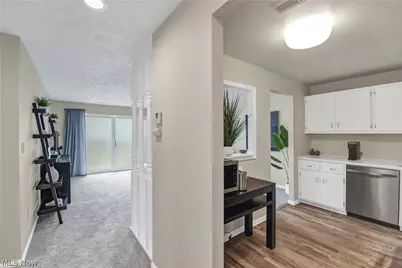 2021 King James Parkway #102, Westlake, OH 44145 - Photo 4