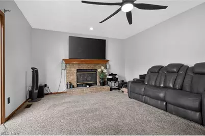 438 Hampton Drive, Elyria, OH 44035 - Photo 26