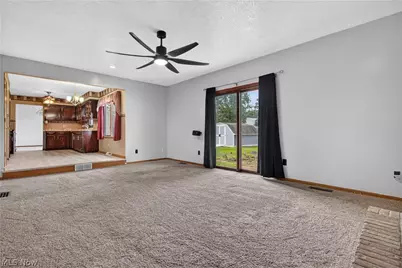 438 Hampton Drive, Elyria, OH 44035 - Photo 20