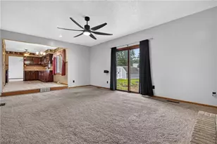438 Hampton Dr, Elyria, OH 44035 - Photo 20