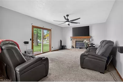 438 Hampton Drive, Elyria, OH 44035 - Photo 28