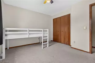 438 Hampton Dr, Elyria, OH 44035 - Photo 36