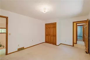 33475 Miles Rd, Moreland Hills, OH 44022 - Photo 32