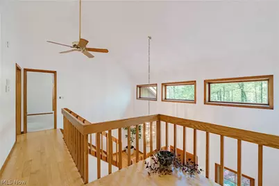 33475 Miles Road, Moreland Hills, OH 44022 - Photo 24