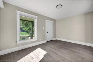 357 N Adams St, Akron, OH 44304 - Photo 14