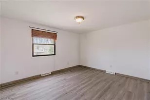 5880 Deepwood Trail, Solon, OH 44139 - Photo 22