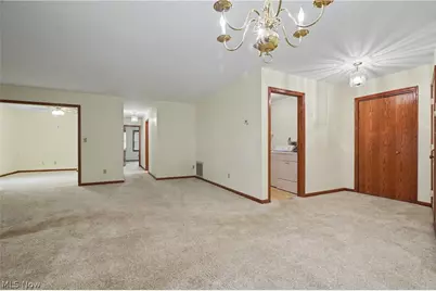 1344 Fox Run Court, Youngstown, OH 44512 - Photo 26