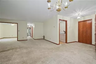 1344 Fox Run Ct, Youngstown, OH 44512 - Photo 26