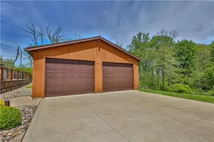10345 Beech St NE, Alliance, OH 44601 - Photo 4