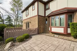 2796 Greenspire Cir, Akron, OH 44333 - Photo 4
