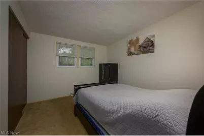 324 Lynn Circle NW, Canton, OH 44708 - Photo 10