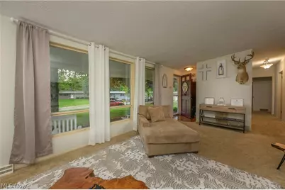 324 Lynn Circle NW, Canton, OH 44708 - Photo 6