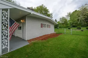 324 Lynn Cir NW, Canton, OH 44708 - Photo 22