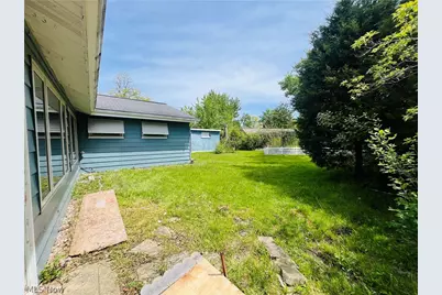 723 Trotter Lane, Berea, OH 44017 - Photo 26