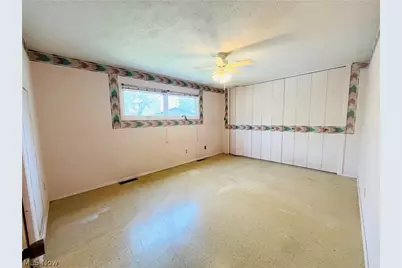 723 Trotter Lane, Berea, OH 44017 - Photo 16