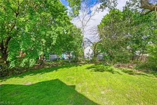 1390 Curtis St, Akron, OH 44301 - Photo 28