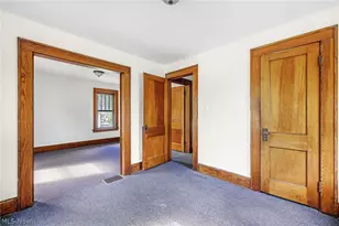 1390 Curtis St, Akron, OH 44301 - Photo 16