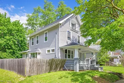 1390 Curtis Street, Akron, OH 44301 - Photo 2