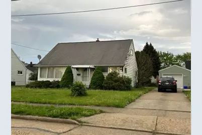 1226 Valleyview Avenue SW, Canton, OH 44710 - Photo 1