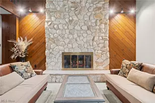 19312 Ivywood Trail, Strongsville, OH 44149 - Photo 8
