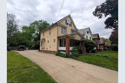 876 Avon Street, Akron, OH 44310 - Photo 2