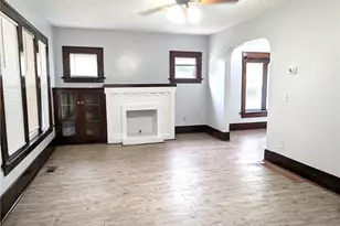 876 Avon St, Akron, OH 44310 - Photo 14