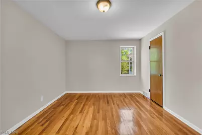 20571 Lake Shore Boulevard #2/UP, Euclid, OH 44123 - Photo 12