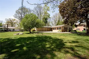 1009 Fair Oaks Ave SW, North Canton, OH 44720 - Photo 2